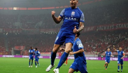 鹿死谁手？申花中超对阵泰山三连胜，泰山联赛近4场全胜&amp;amp;轰14球