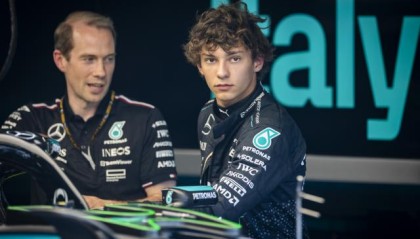 开云官网-安东内利将接班汉密尔顿 梅奔为何信任18岁“神童”