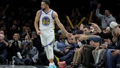 NBA彩经：开拓者力拼雷霆 勇士客胜黄蜂 马刺不敌尼克斯