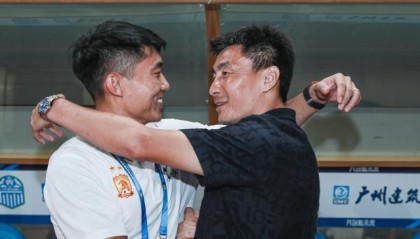 开云官网-中超前瞻：争冠之战仍继续 保级球队各自迎战强敌