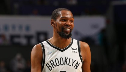 开云官网-敏感善变难以捉摸 多位高管认为KD仍可能离开篮网