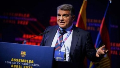 开云官网-巴萨“卖身”走出第一步 出让转播权避免第3年亏损